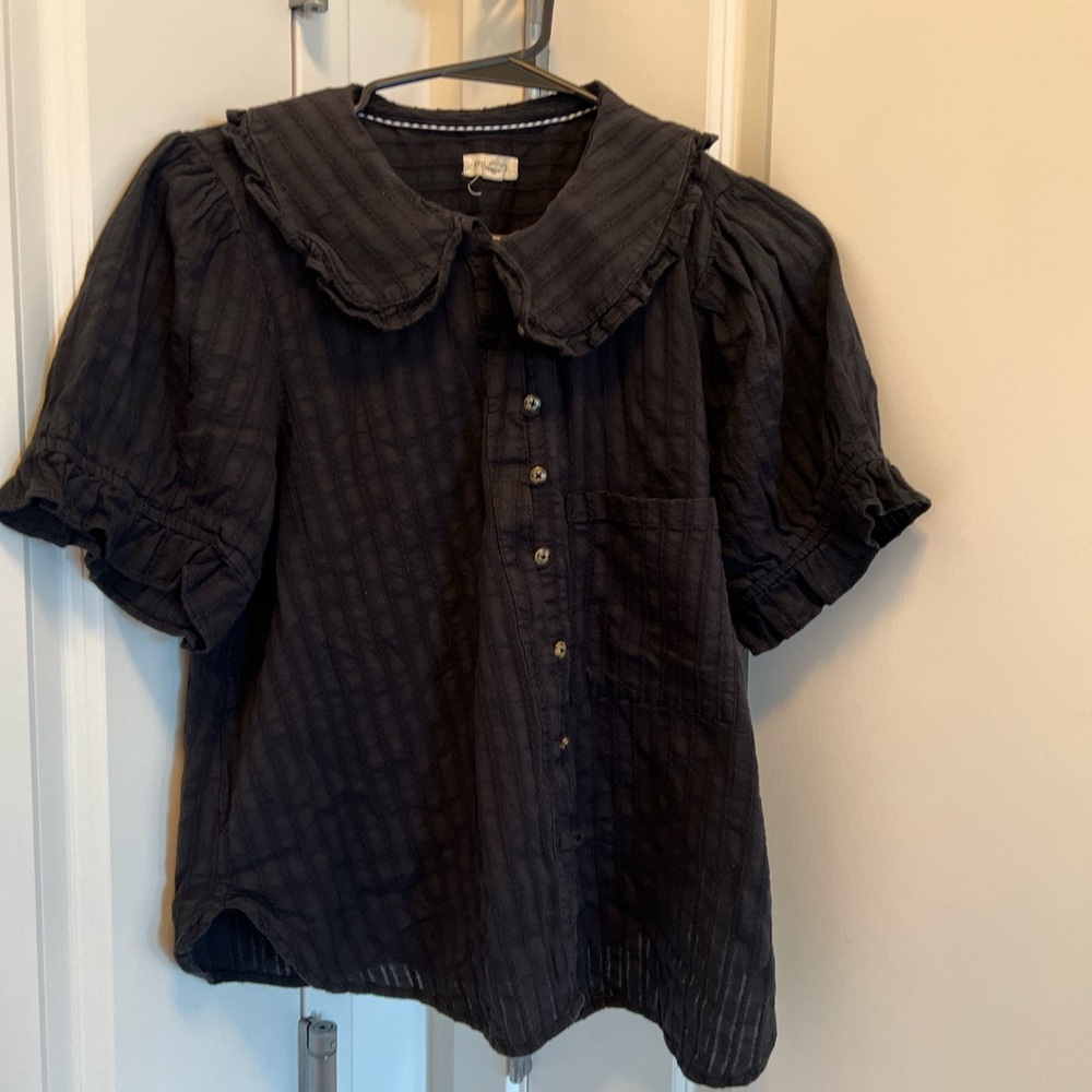 Pilcro Black Textured Top